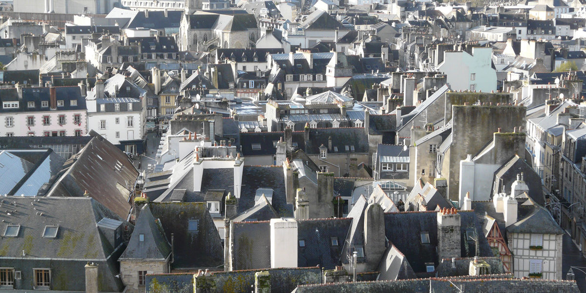 quimper-vue-aerienne Circuit touristique en Finistère sud - Quimper